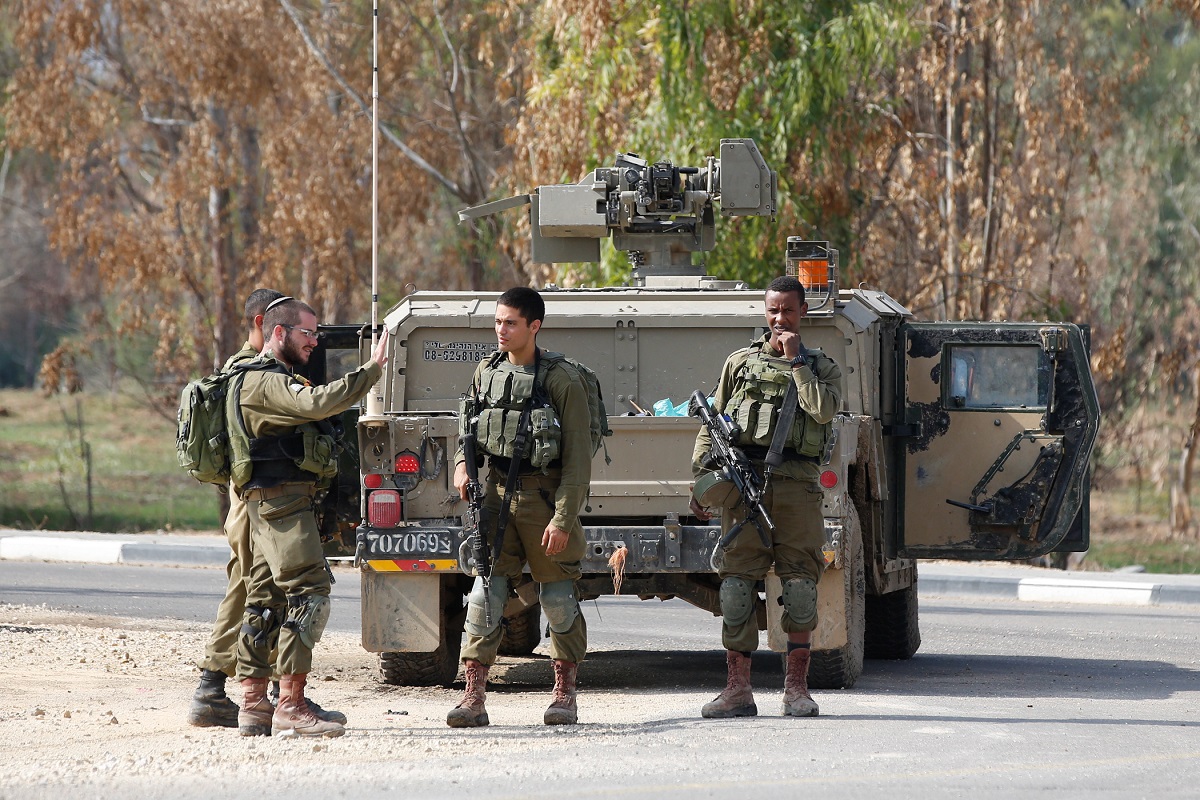 Šestero Izraelaca ranjeno u palestinskom napadu, pucali po autobusnoj stanici