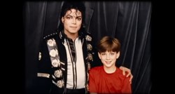 Jezivi detalji filma o Jacksonu: "Plakao sam kad je on spavao s drugim dječakom"