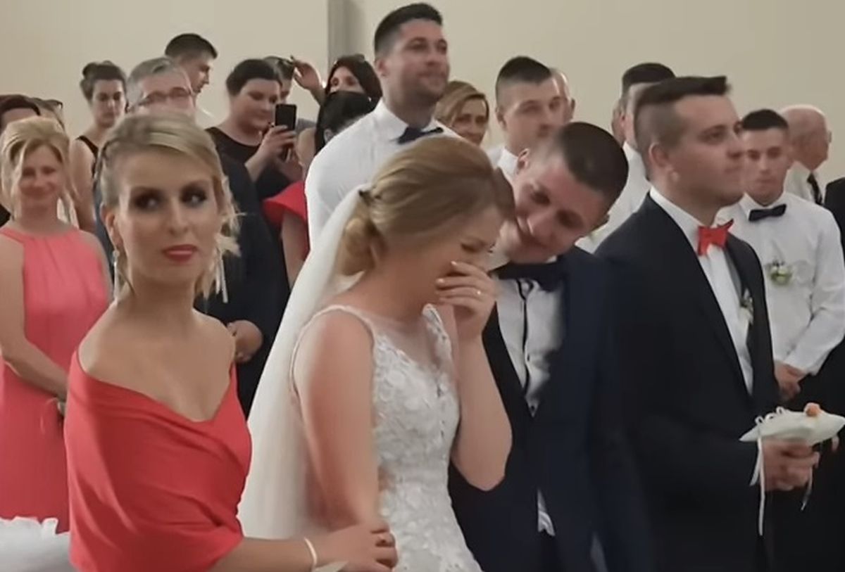 Mladenka se rasplakala kad je u crkvi čula glas našeg pjevača