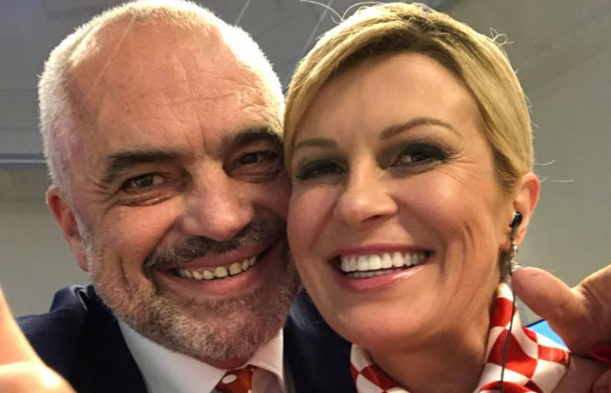 Kolinda pobjedu slavila u naručju albanskog premijera