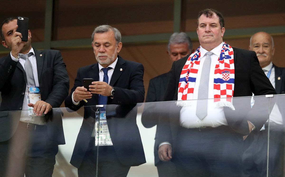 Zabrinuti Jakov bez Kolinde navijao za Vatrene u Rusiji