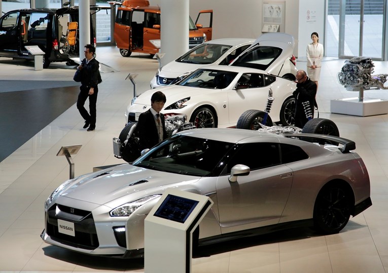 Japan razmišlja da iz proračuna izdvoji novac za proizvođače automobila