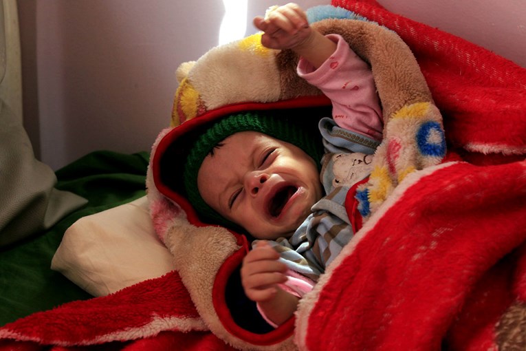 Oko 85 tisuća djece umrlo od gladi ili bolesti u Jemenu
