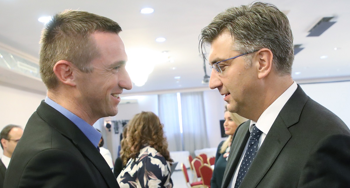Plenković: Nacionalni HDZ ne stoji iza prosvjeda u Vukovaru