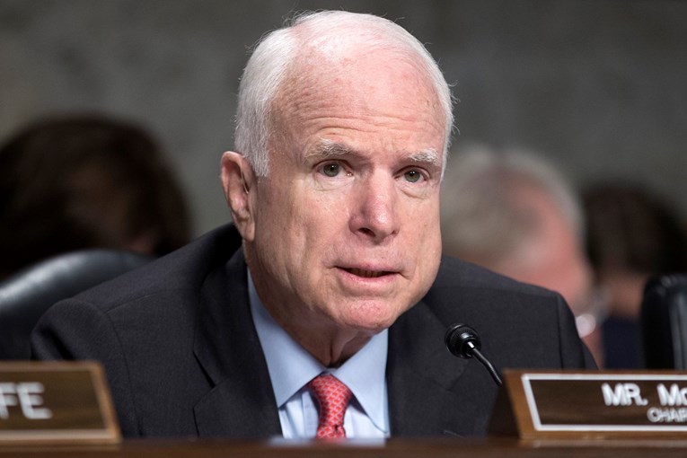 Američki senator i ratni heroj John McCain prekida liječenje tumora na mozgu