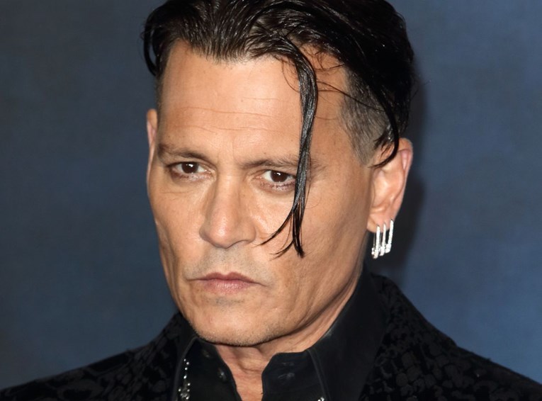 Johnny Depp se ozlijedio na snimanju u Crnoj Gori, doktorica pohitala na set
