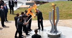 VIDEO Juncker bakljom zamalo zapalio predsjednika Ruande i njegovu ženu