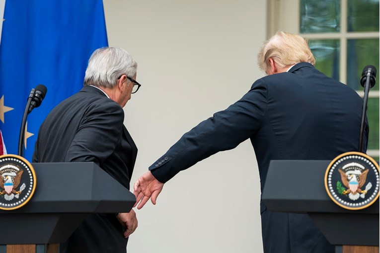 Dužnosnik o susretu Trumpa i Junckera: Nije postignut sporazum