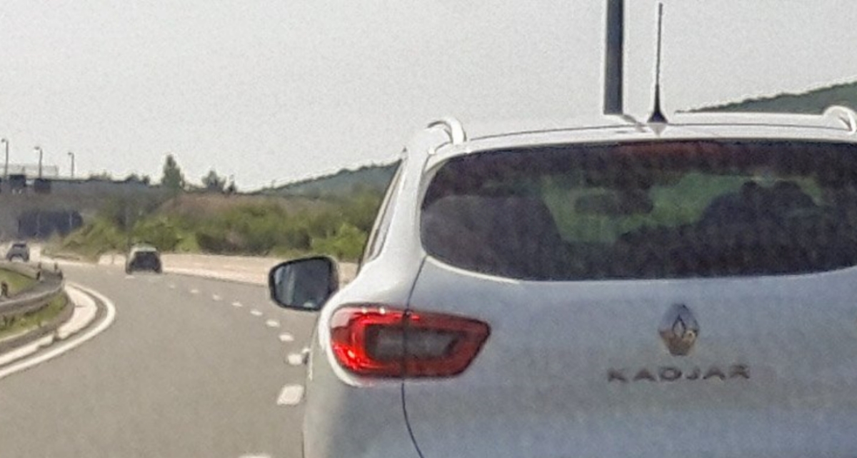 Ovaj Poljak bi se samo zbog registracija mogao loše provesti u Dalmaciji