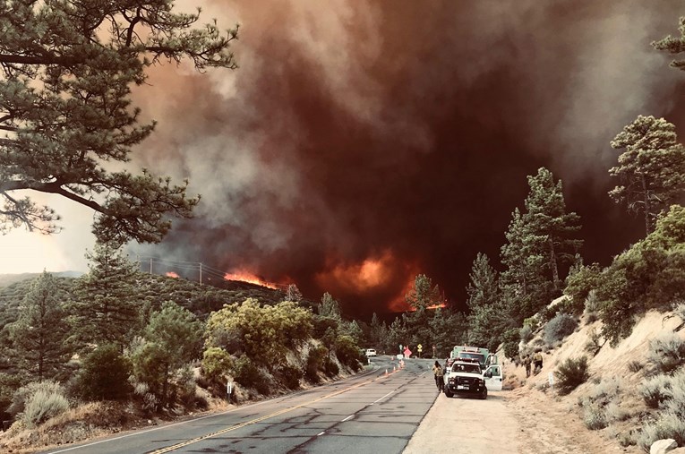 U požaru u Kaliforniji poginulo najmanje sedam osoba