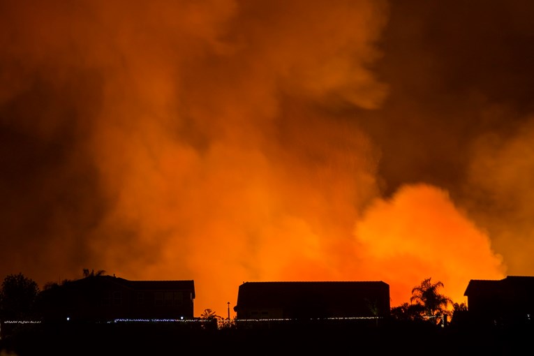 Najveći požari u povijesti Kalifornije odnijeli živote šestero vatrogasaca