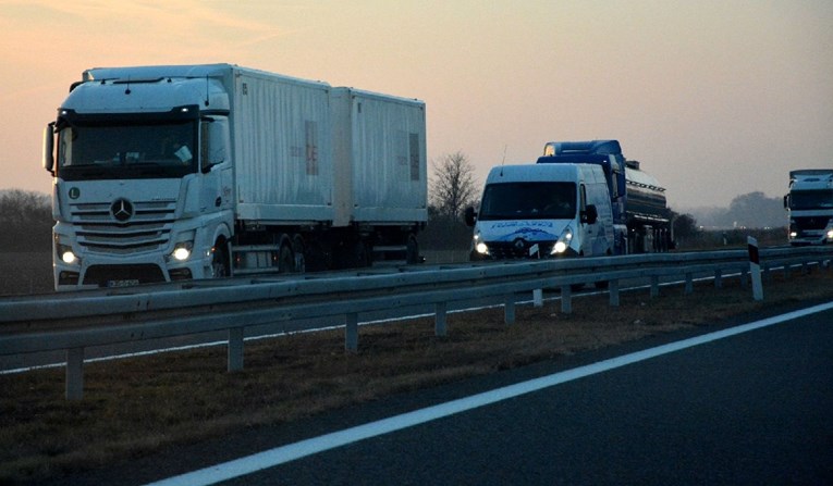 U Njemačkoj poginuo vozač, zabio se u kamion koji je vozio Hrvat