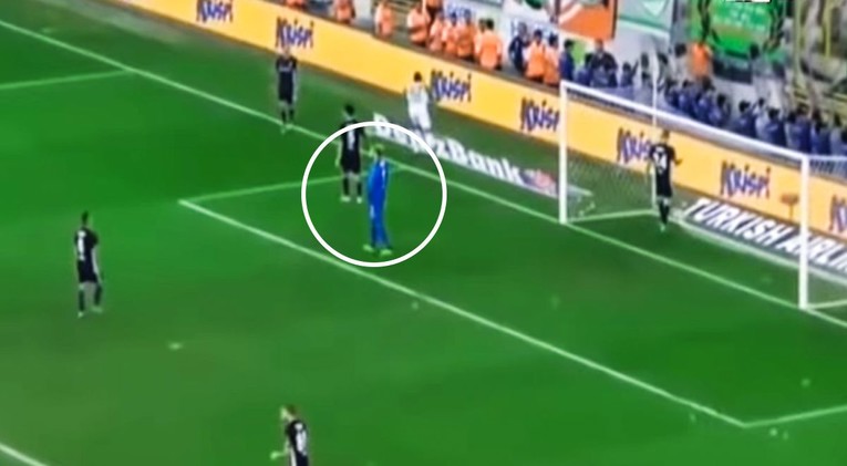 Karius uz pomoć Vide skrivio gol i u prvoj utakmici nakon tragičnog finala LP-a