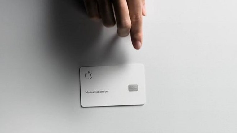 Apple lansira nove usluge i - vlastitu kreditnu karticu