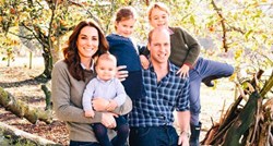 Kate Middleton i princ William pozirali s djecom za najslađe božićne čestitke