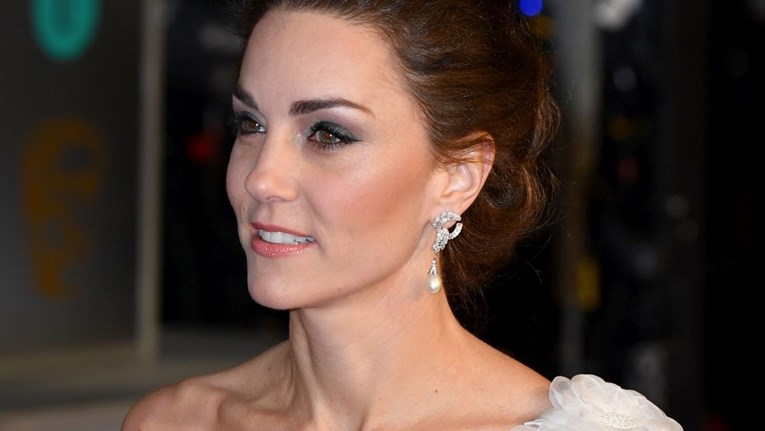 Zasjenila je glumice: Svi pričaju o haljini Kate Middleton na dodjeli BAFTA