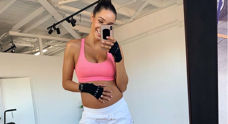 Najpoznatija fitness influencerica tvrdi da neće objavljivati fotografije bebe