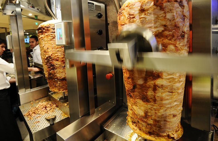 Slovenci u mesu za kebab iz Poljske otkrili salmonelu