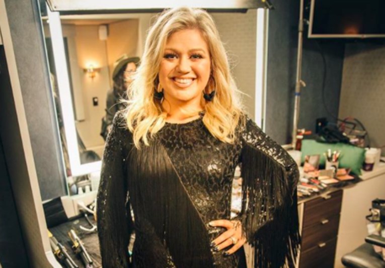 Kelly Clarkson otkrila koja joj je knjiga pomogla u gubitku kilograma