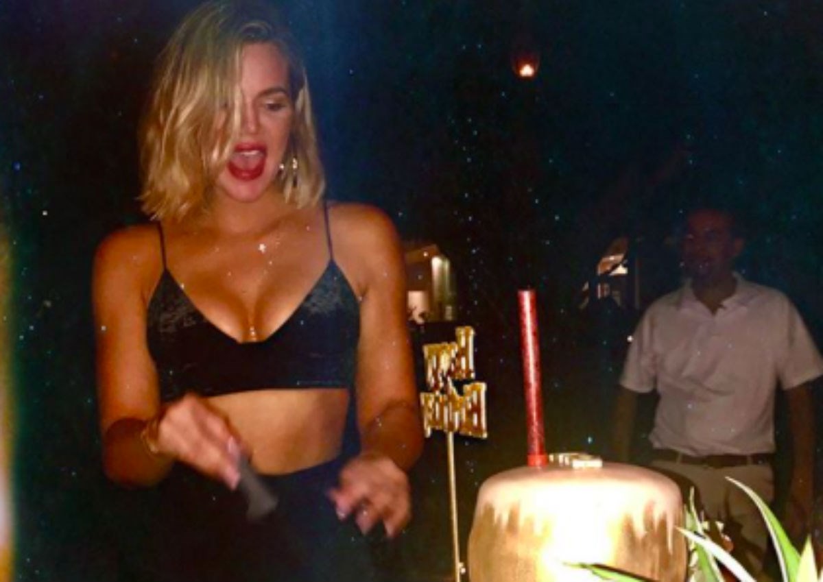 Fanovi napali Khloe Kardashian jer kćer obasipa skupocjenim darovima