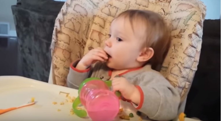 Hvalila se da njeno dijete neće jesti s "dječjeg menija", brzo joj začepili usta
