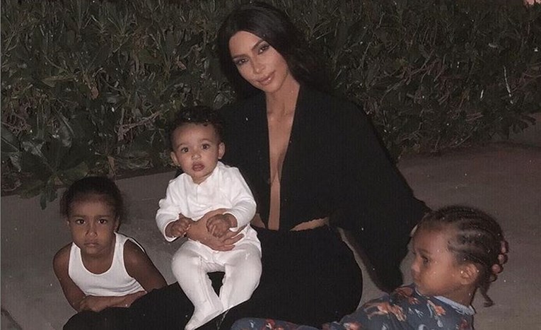 Kim Kardashian otkrila spol svog četvrtog djeteta