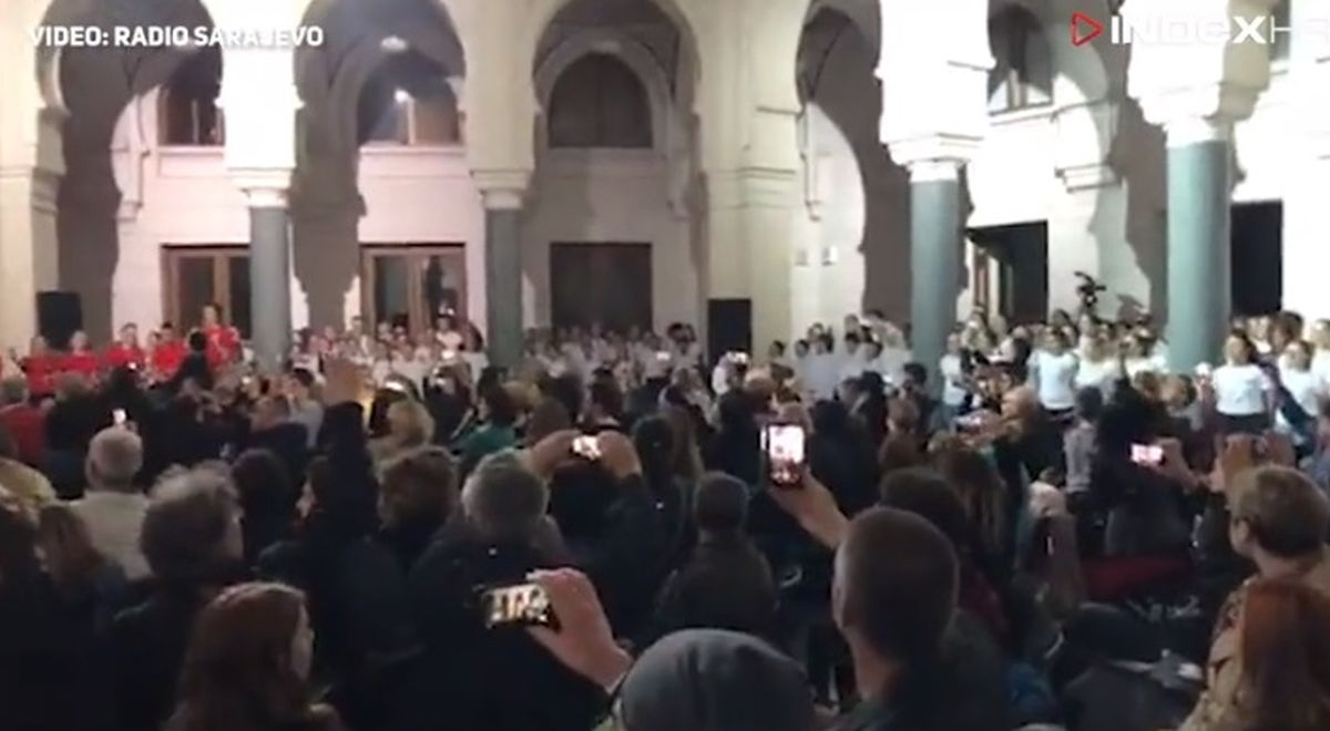 VIDEO 900 djece u Sarajevu pjevalo "Samo da rata ne bude" - naježit ćete se