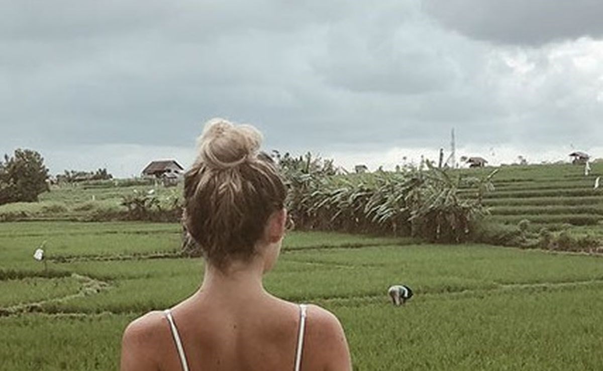 Instagramuša razbjesnila ljude fotkom s polja: "On barem radi da zaradi"