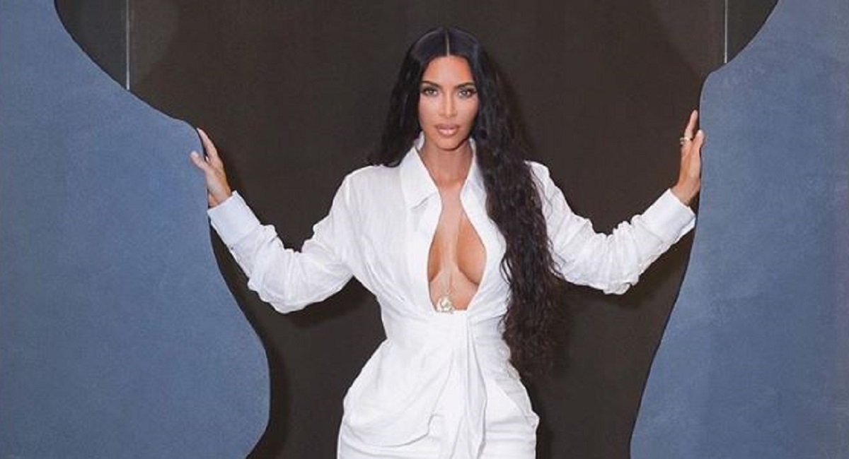 Kim Kardashian sa 17 je godina izgledala potpuno drugačije: "Što bi ona da nema operacija?"