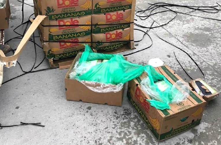 Američka policija u kutijama za banane pronašla kokain vrijedan 18 milijuna $