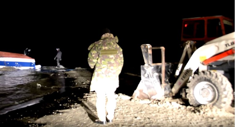 VIDEO Rumunjska policija na Dunavu pronašla tonu kokaina, uhićena i dvojica Srba