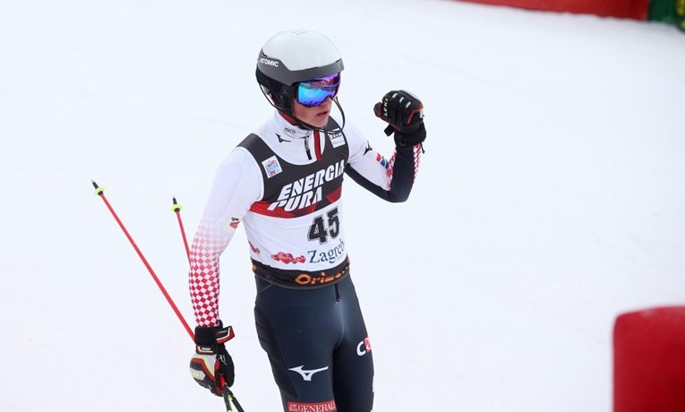 Elias Kolega 16. u prvoj vožnji slaloma u francuskom Chamonixu