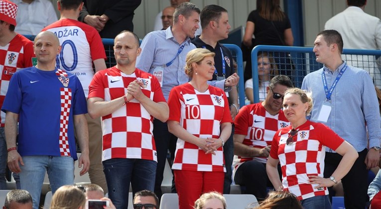 Velšani nadglasali hrvatske navijače u Osijeku, na tribinama i Kolinda