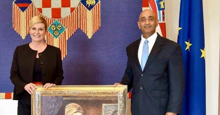 Ne sliči na sebe: Pogledajte kako je indijski veleposlanik naslikao Kolindu