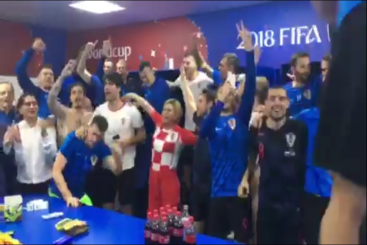 Hrvatska svlačionica gori: Ori se Thompson, Lovren viče: ''Hrvatska, volimo vas!''