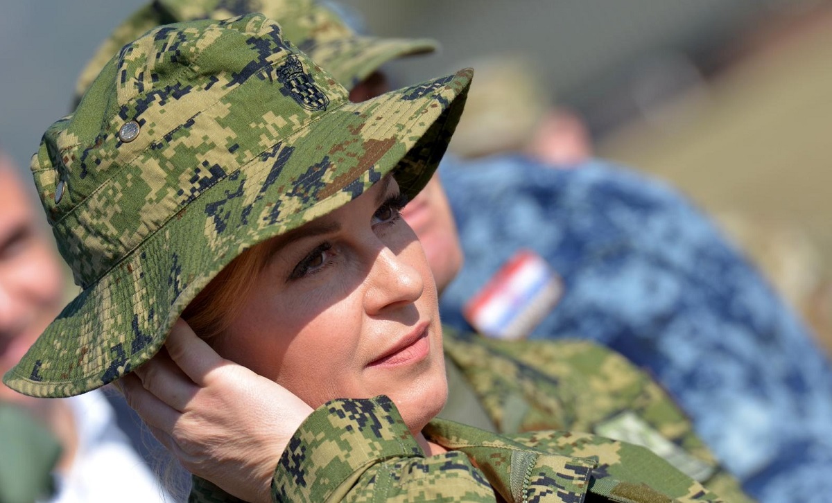 Kolinda ne vidi Krstičevićevu odgovornost za fijasko s avionima