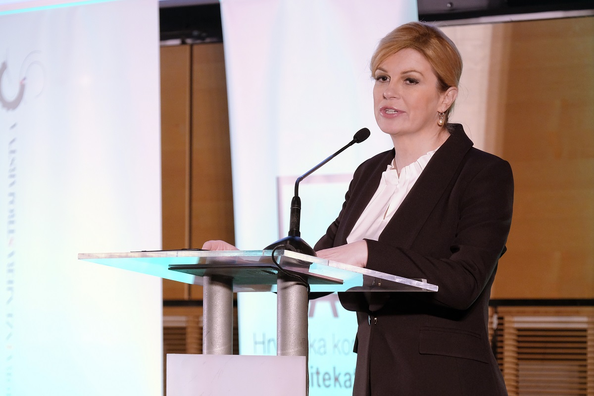 Kolinda ide u Albaniju