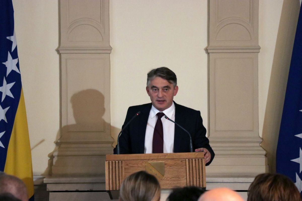 Komšić pred ruskim i američkim veleposlanikom napao HDZ BiH