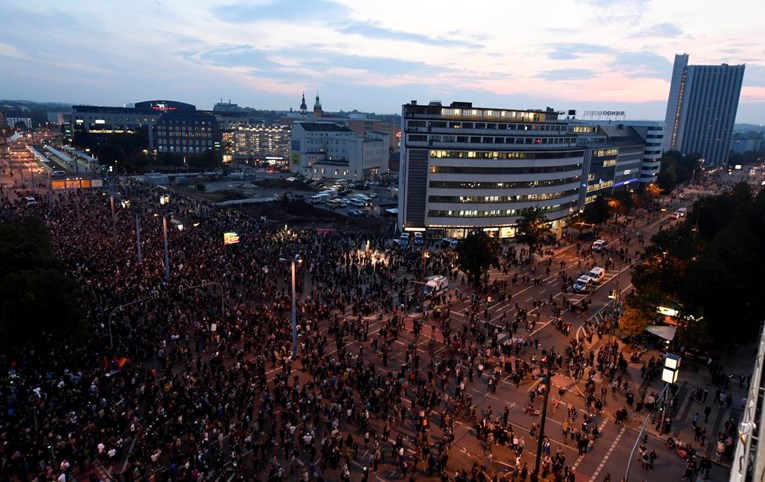 U Chemnitzu održan koncert protiv ksenofobije, došlo oko 50.000 ljudi