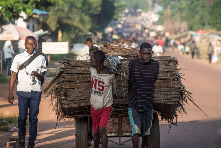 Više od 300.000 ljudi pobjeglo pred nasiljem u Kongu