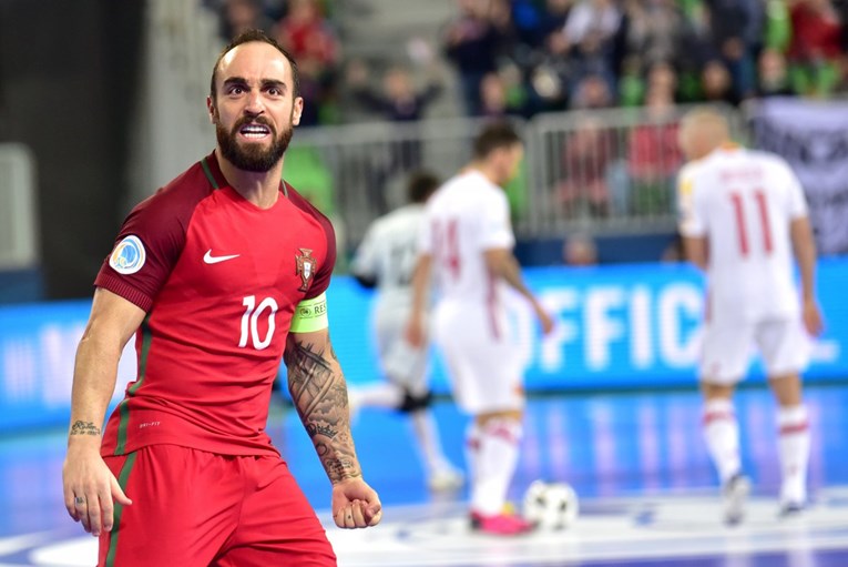 Ricardinho napao Ronalda i Messija: Modrić je zaslužio njihov pljesak