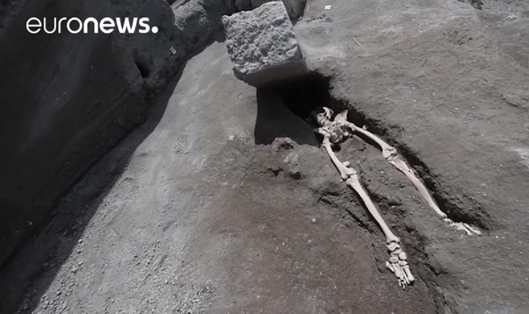 VIDEO Ogromni kamen zdrobio glavu žrtve erupcije koja je uništila Pompeje
