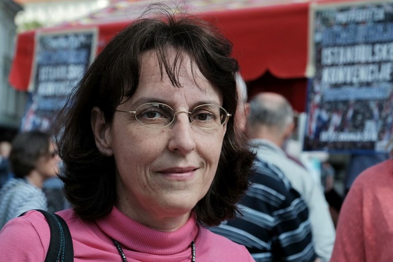 Panika pred istek roka: Ilčićeva sestra traži od građana da sami skupljaju potpise protiv Istanbulske