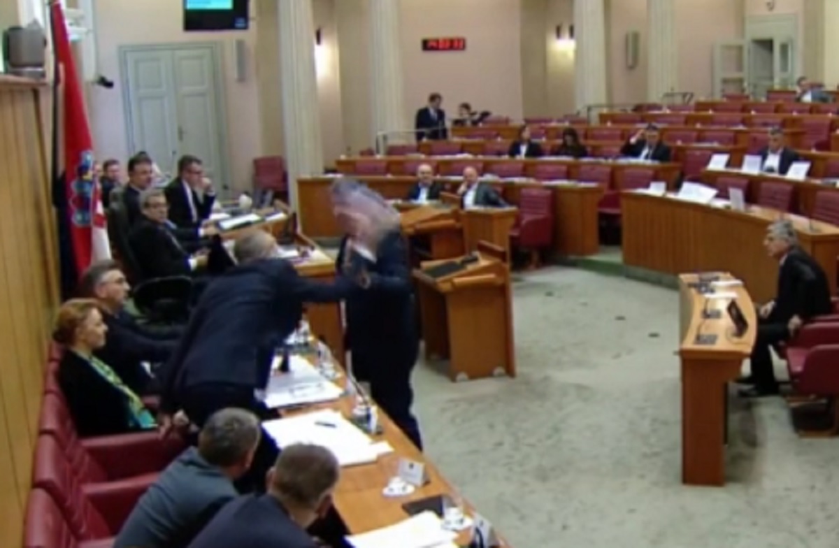 Krstičević je u divljačkom ispadu SDP-ovcu rekao da se goni
