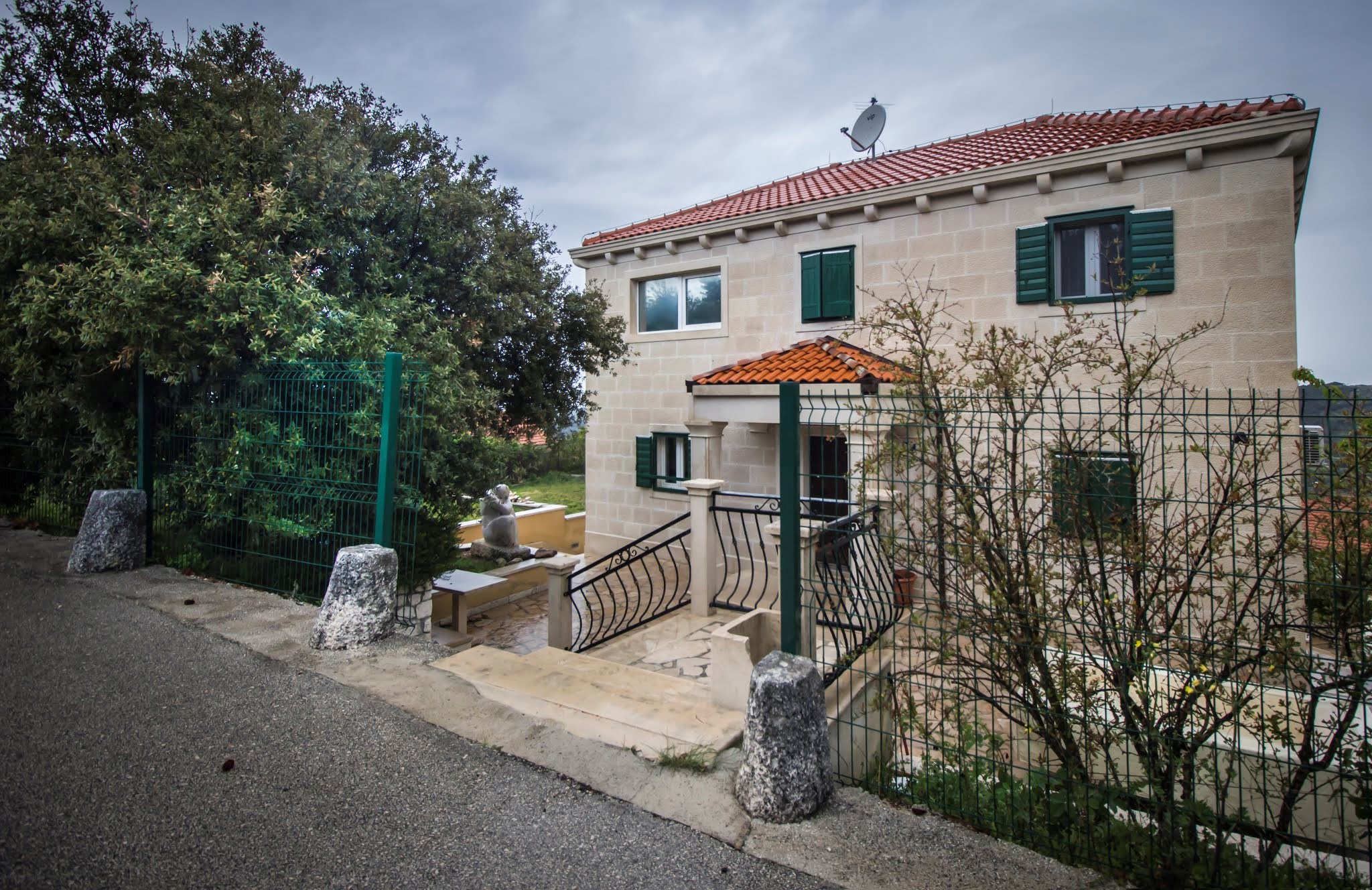 Kuščević 11 godina kuću na Braču nije upisao u katastar