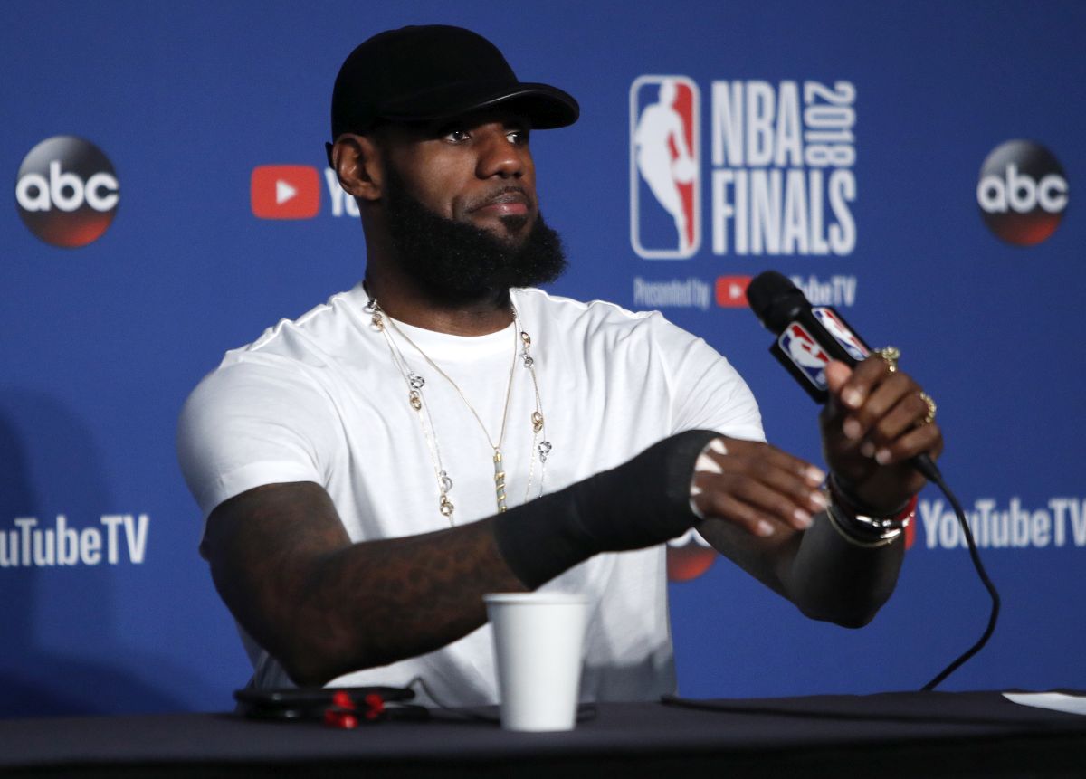 "Finale sam igrao sa slomljenom rukom": LeBron šokirao otkrićem, a još više time kakav je učinak imao teško ranjen