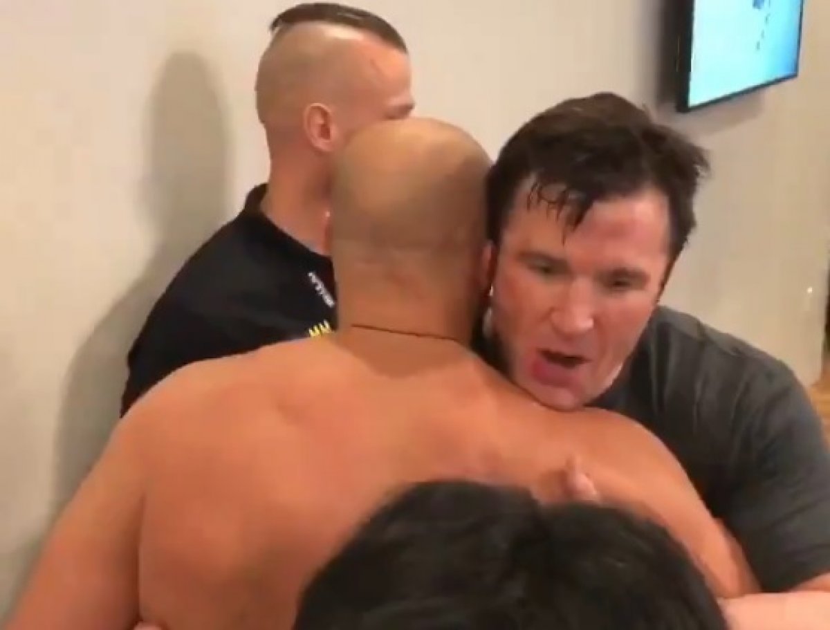 Khabib i Conor se mogu ugledati na Fedora: Pogledajte što je učinio nakon borbe