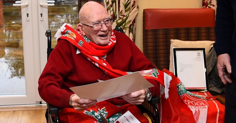 Klopp osobno na utakmicu pozvao 104-godišnjeg navijača