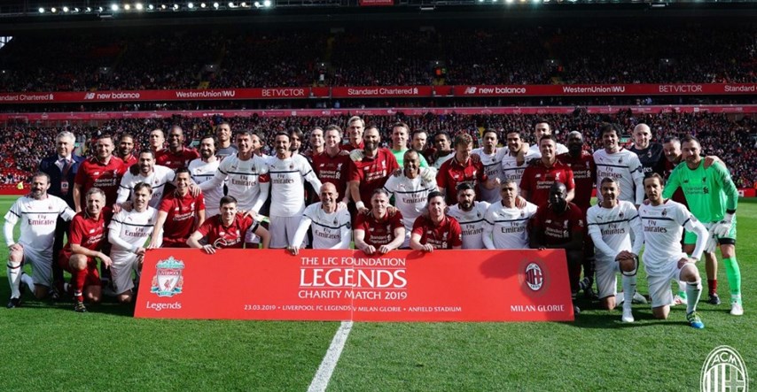 Spektakl na Anfieldu: Legende Liverpoola bolje od Milanovih, Gerrard junak