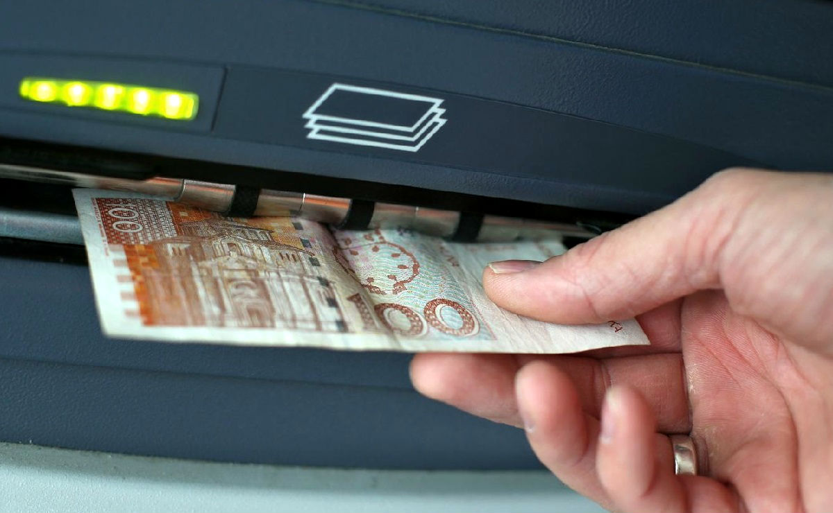 Lažne bankarice uvjerile Zagrepčane da im predaju 2 milijuna kuna. Evo kako